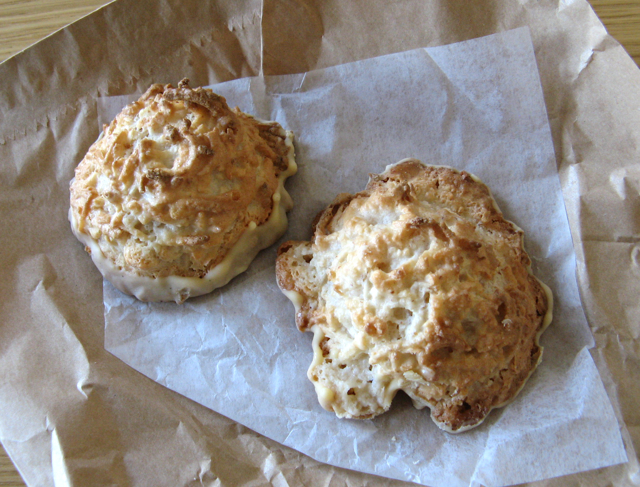Coconut Almond Macaroons Coconut Almond Macaroons picture